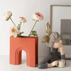 Nordic Ceramic Vase Geometric Figurines Arch, Brick Red