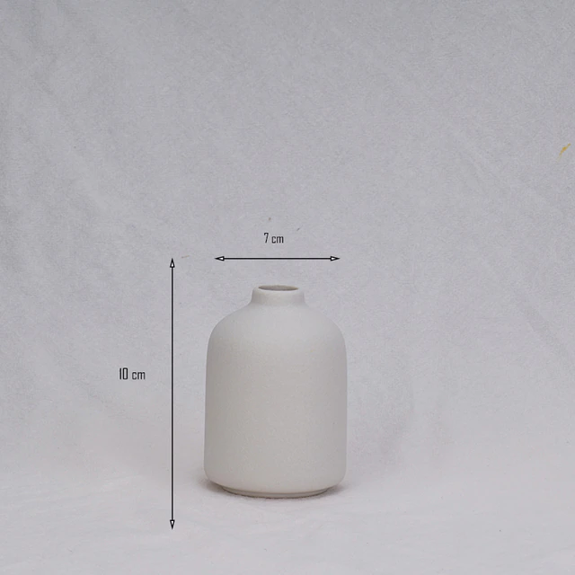 Simple Ceramic Vase Dining Table Decorations - Image 2